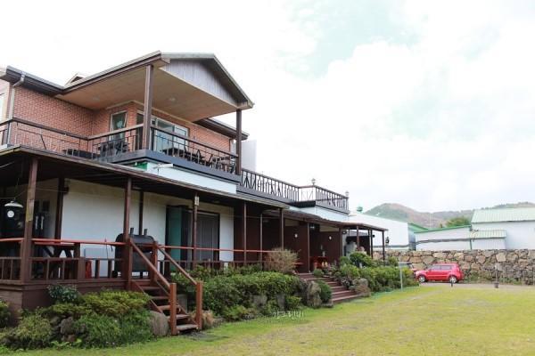 Gotjawal Geomunoreum Pension Jeju Extérieur photo