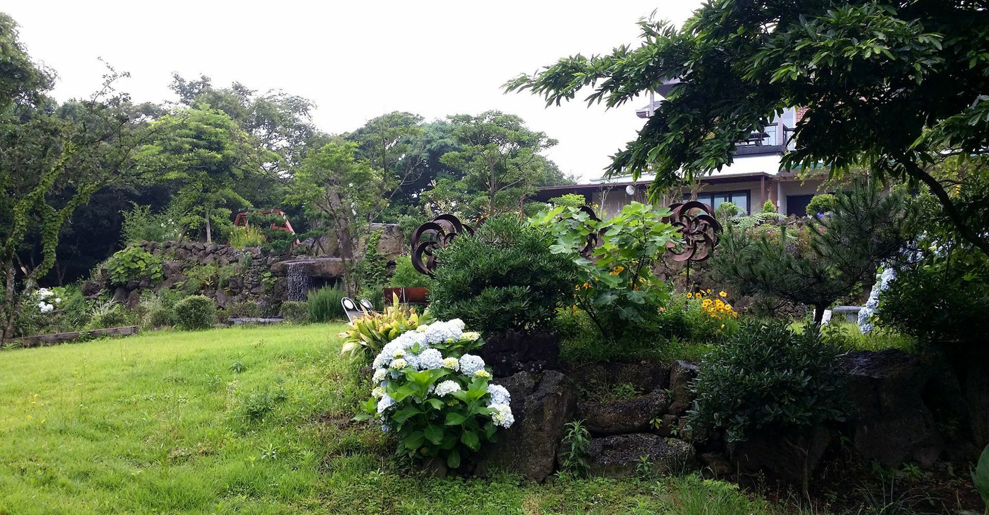 Gotjawal Geomunoreum Pension Jeju Extérieur photo