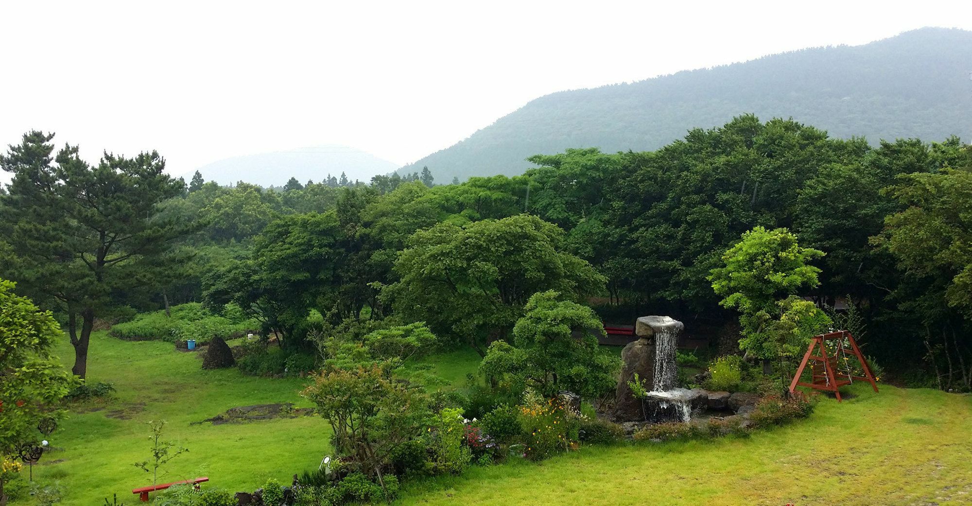 Gotjawal Geomunoreum Pension Jeju Extérieur photo
